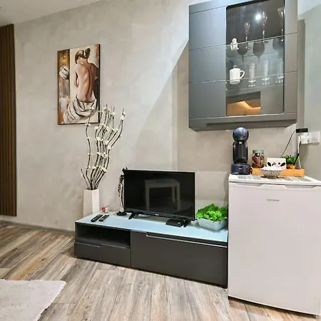 Velar 1bdr Apartment Sofia